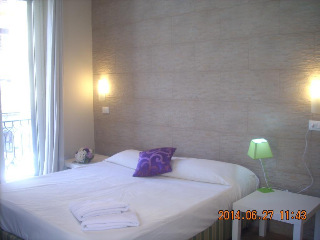 Hotel Casa Aurelia Palermo Zimmer foto